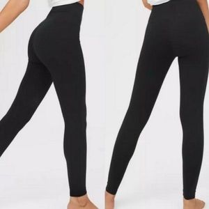 Aerie CHIlL PLaY. Move leggings